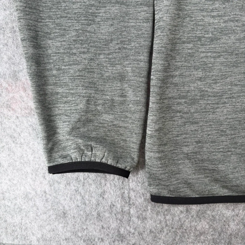 The North Face Mens XL Grey Heather Quarter Zip Fleece Pullover Chest Pocket